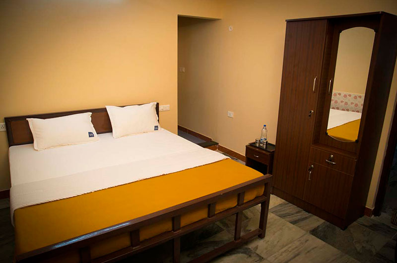 Navagrah Homestay 2 Bed Single Room